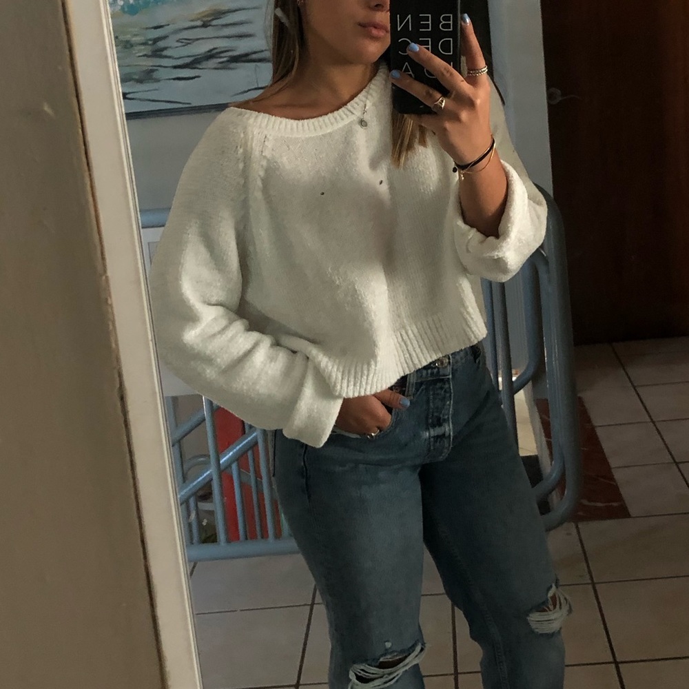white basic sweater - Picture 2 of 2